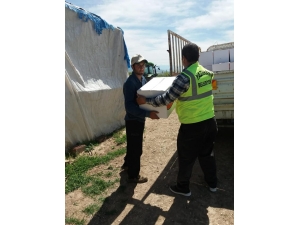 Yazıhan’da Ramazan Gıda Yardımı Yapılıyor