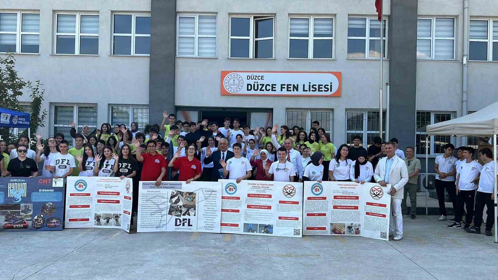 duzce-de-ogrencilerin-bilim-ve-sanat-projeleri-gorucuye-cikti