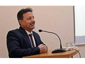 Siirt Üniversitesi Rektörü Korona Virüs Nedeniyle 7 Personelin İşine Son Verdi