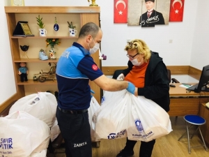 Akdeniz Belediyesi’nden Vatandaşlara Ramazan Pidesi