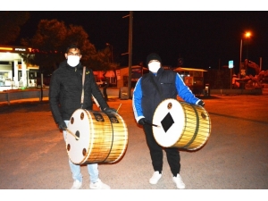 Ayvalık’ta Sahur Davulcuları Destek Bekliyor