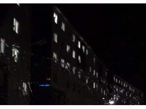 Bingöl’de Yurtta Misafir Edilen Vatandaşlar, Sağlıkçıları Alkışladı