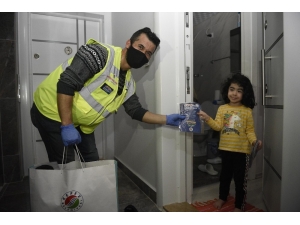 Kepez’de 927 Bin 336 Adet Yıkanabilir Maske Dağıtıldı