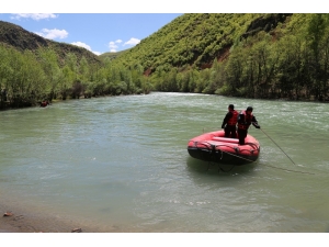 Kayıp Uzman Çavuş Güneş’i Arama Çalışmaları Sürüyor