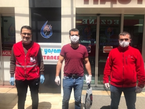 Kızılay Yusuf Bebeğe Anne Sütünü Yetiştirdi