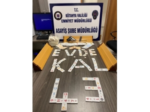 Kahvehanede Kumar Oynayan 25 Kişiye ’Sosyal Mesafe’ Cezası