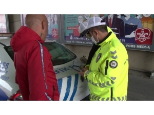 Kısıtlamaya Rağmen Dışarı Çıktı, Ceza Yedi