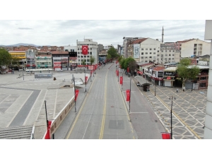 Malatyalılar Kısıtlama Kararına Uyuyor