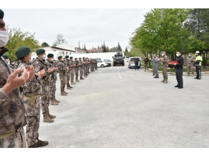 Pöh Timi Dualarla Barış Pınarı Bölgesine Uğurlandı