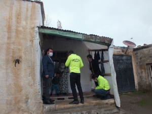 Gönüllü Gençlerden İhtiyaç Sahiplerine Yardım