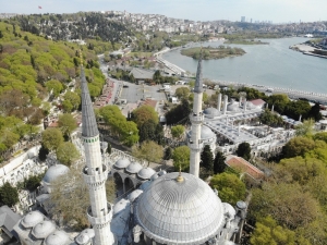 Bu Yıl Osmanlı Geleneği Mahyalarda “Korona Virüs” Mesajları Olacak