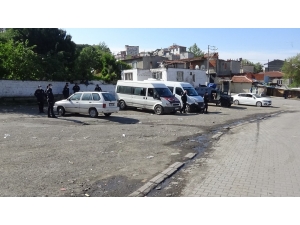 Balıkesir’de Özel Harekat Polislerinin Katıldığı Şafak Operasyonu 8 Gözaltı