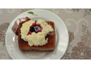 Sandıklı’da Ramazan’ın Vazgeçilmez Tatlısı ’Vişneli Ekmek Kadayıfı’