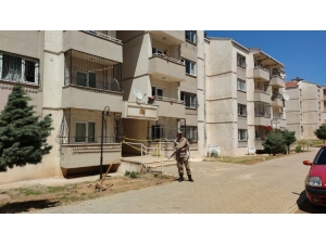 Korona Testi Negatif Çıkan Kişi Evinde Ölü Bulundu