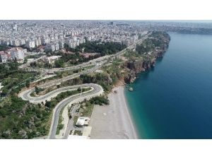 Antalya’da Dört Günlük Kısıtlamada 3 Milyon Lira Ceza Kesildi