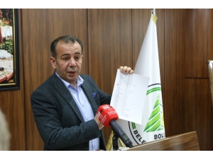 Bolu Belediye Başkanı Tanju Özcan: “471 Bin Maske Dağıttık”