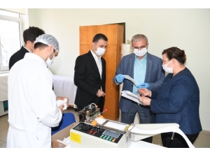 Antalya Valiliği 3 Milyon 700 Bin Maske Dağıttı