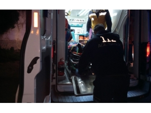 Alkolü Fazla Alınca Şehitlik Duvarından Düştü