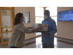 Bkm Kitap’tan Hastanelere Ateş Ve Nabız Ölçer Bağışı