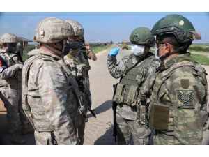 Msb: "Türkiye-rusya Federasyonu Mutabakatı Çerçevesinde İdlib’deki M4 Karayolunda Kara Ve Hava Unsurlarının Katılımıyla 6’ncı Türk-rus Birleşik Kara Devriyesi İcra Edilmiştir."