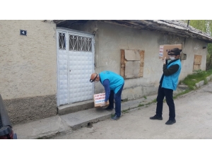 Elazığ’da Bin Aileye Gıda Paketi Ulaştırıldı