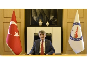 Rektör Uysal’ın “Biz Bize Yeteriz Türkiye’m” Şiiri Türkü Olarak Yorumlandı