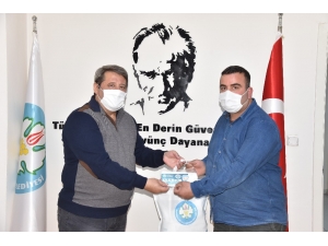 Manisa’da Maskeye Ulaşamayanlara Büyük Kolaylık