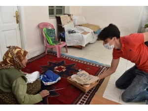 İftarlıklar Yunusemre Belediyesinden