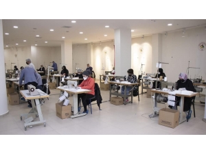 Düzce’de Maske Üretimi Hızlandı