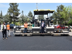 Bağlar’da Cadde Ve Sokaklar Bazalt Asfaltı İle Güzelleşiyor