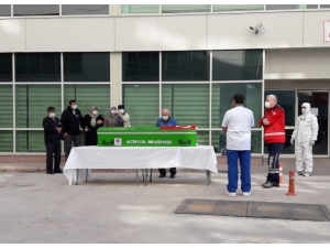 Kanseri Yendi Korona Virüse Yenik Düştü