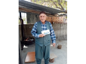 Malatya’da Maske Dağıtımı Devam Ediyor