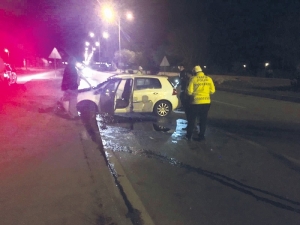 Otomobil Karşı Şeride Uçtu: 1 Yaralı