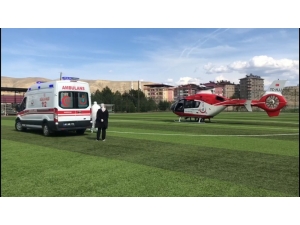 Kalp Krizi Geçirdi Hava Ambulansıyla Hastaneye Yetiştirildi