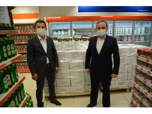 Gıda Bankasına 1 Ton Peynir Bağışlandı