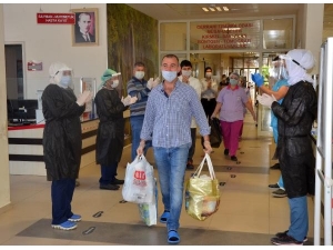 Tır Şoförü Korona Virüsü Yendi, Alkışlarla Taburcu Oldu