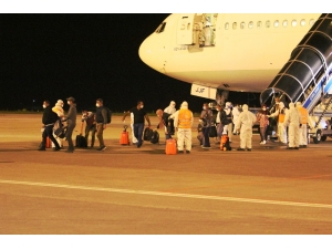 Tanzanya Ve Kenya’dan Getirilen 272 Türk Vatandaşı Samsun’da Karantinaya Alındı