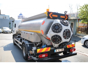 Bayrampaşa Mikro Sisleme Aracıyla Dezenfekte Ediliyor