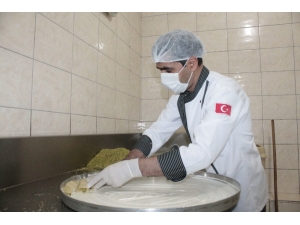 Diyarbakırlıların Ramazan’da Tatlı Talebi 3 Kat Arttı