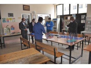 Bulanık’ta Yüz Koruyucu Siperlik Üretimi