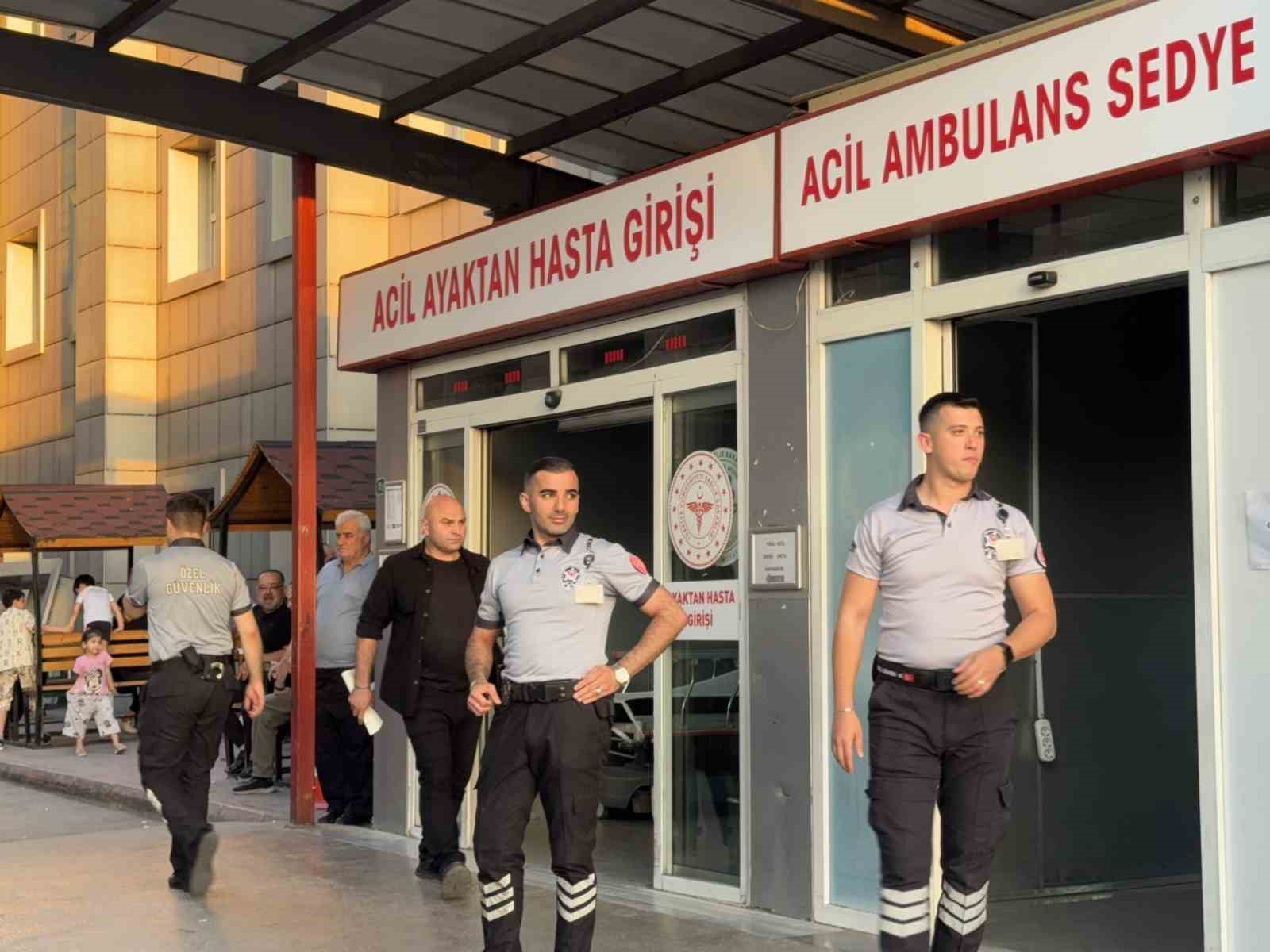 bursa-da-is-yerine-gelen-supheli-tartistigi-kisiyi-ayagindan-vurdu