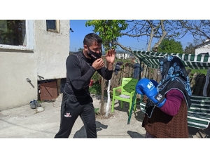 Düzceli Teyzeler Muay Thai Yapıyor