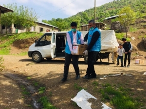 Din Görevlilerinden İhtiyaç Sahiplerine Yardım Eli