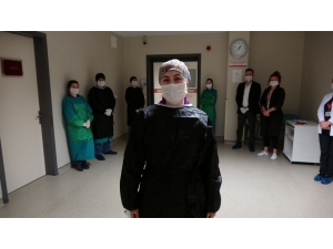 Koronayı Yenen Hemşire: “En Yakın Zamanda Görevimin Başına Dönmek İstiyorum”