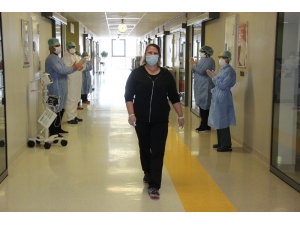 Korona Virüsü Yenen Sağlık Çalışanı Taburcu Oldu