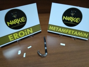 Şüpheli Şahsın Üzerinden Uyuşturucu Ve Bonk Ele Geçirildi