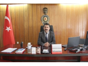 Emekli Emniyet Müdürü Evinde Ölü Bulundu