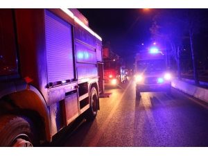 Mutfaktan Yükselen Dumanlar Mahalleyi Ayağa Kaldırdı