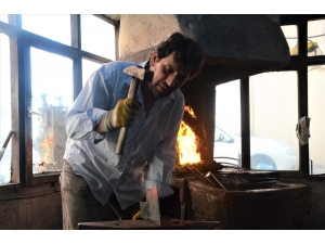 Bin 200 Derecelik Ateşe Karşı Oruç