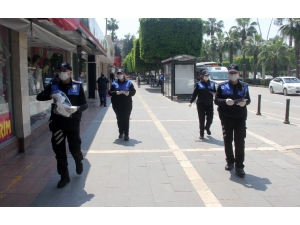 Adana Polisi, Virüs Tedbirlerinde Rehavete Karşı Seferber Oldu